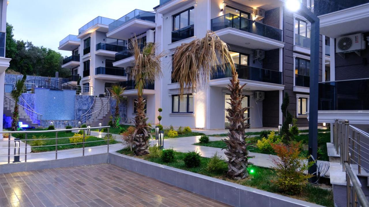 Flower City Suits Aparthotel Yalova  Buitenkant foto