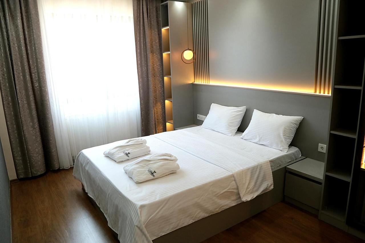 Flower City Suits Aparthotel Yalova  Buitenkant foto