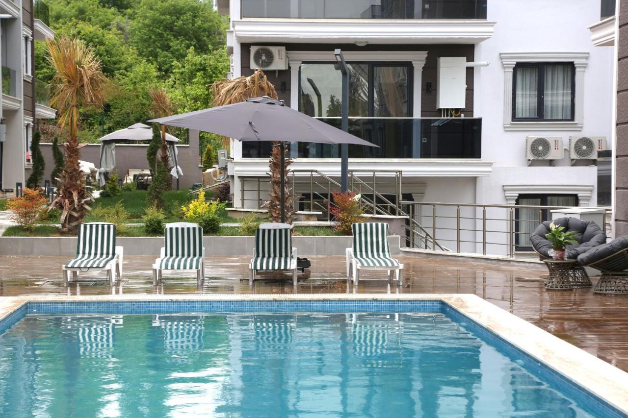 Flower City Suits Aparthotel Yalova  Buitenkant foto